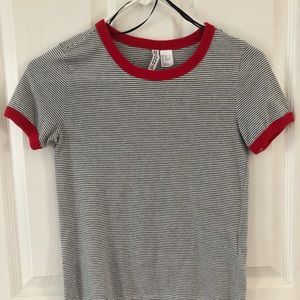 Women’s H&M t-shirt